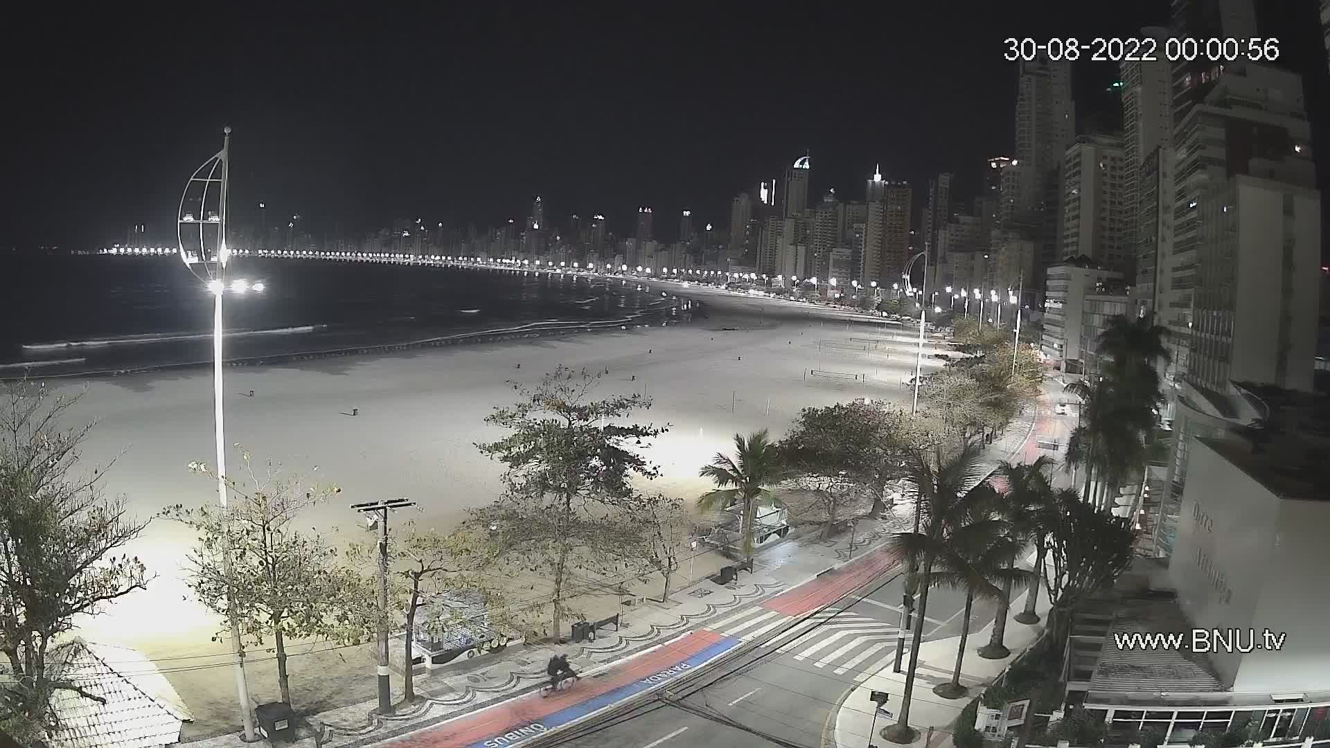 BNU.tv - Canal Balneário Camboriú - SC - Câmera ao vivo Molhe barra sul